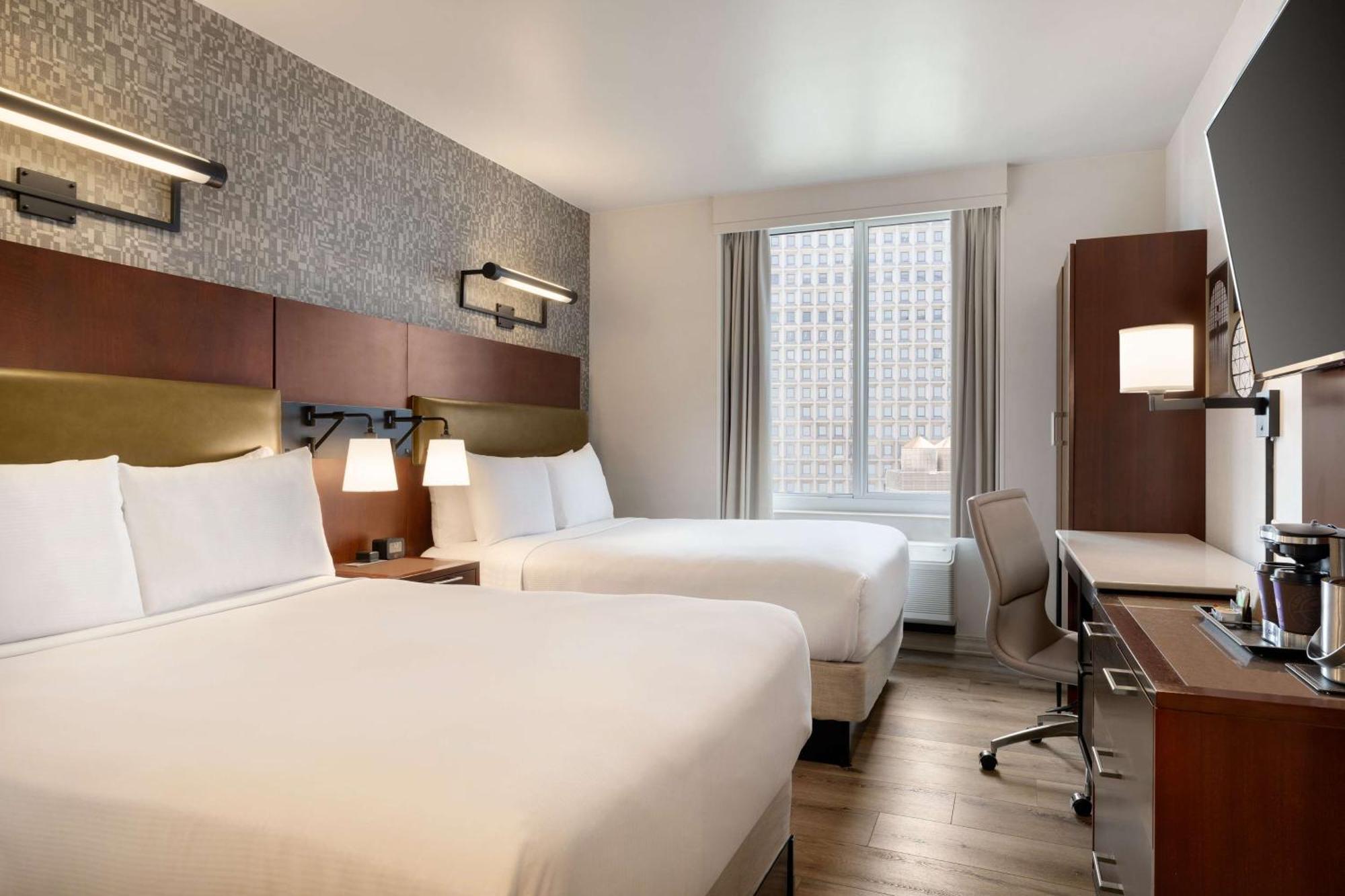 מלון Doubletree By Hilton New York Downtown מראה חיצוני תמונה